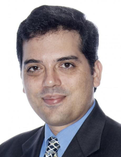 Dr_Daya_Sharma_Eye_Laser_Surgeons
