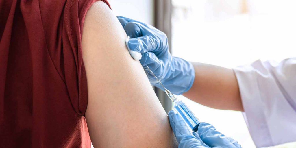 Adult-Vaccination-Awareness