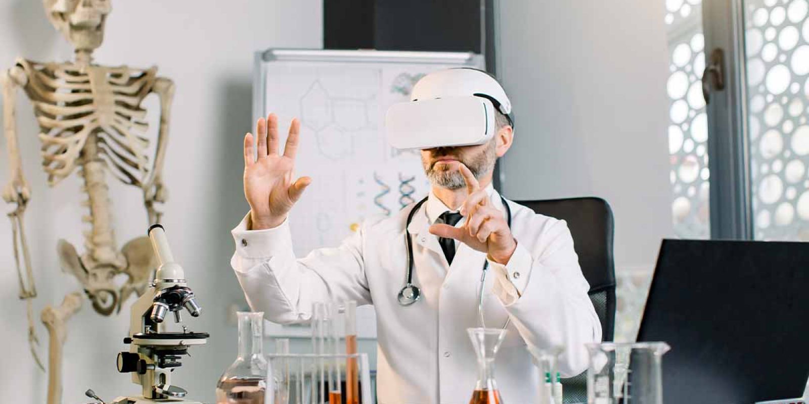 Simplifying Surgery: Augmented Reality in Complex Spinal Procedures