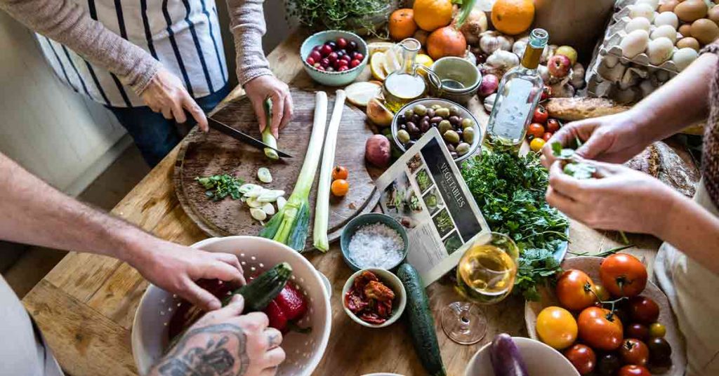 My Type 2 Diabetes and Me: How I Learned to Manage My Blood Sugar Through Healthy Eating, Exercise and Treatment